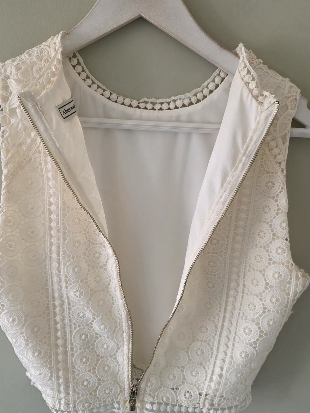 Abercrombie & Fitch Crochet Lace Crop Top Size S Y2K Coquette Romantic Dainty - Picture 11 of 11